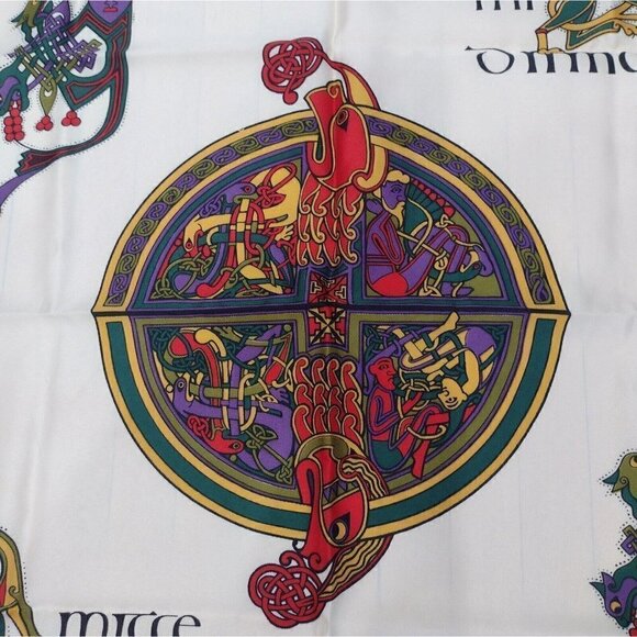 Vintage Book Of Kells Irish Gaelic Scarf Womens Square 27 X 27 - Picture 3 of 8